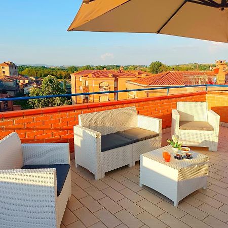 Siena Appartamento Con Splendido Terrazzo Presciano Eksteriør bilde